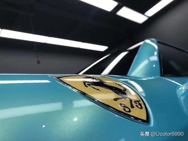 在这些珊瑚海蓝色的车里听《珊瑚海》是怎样的感受？