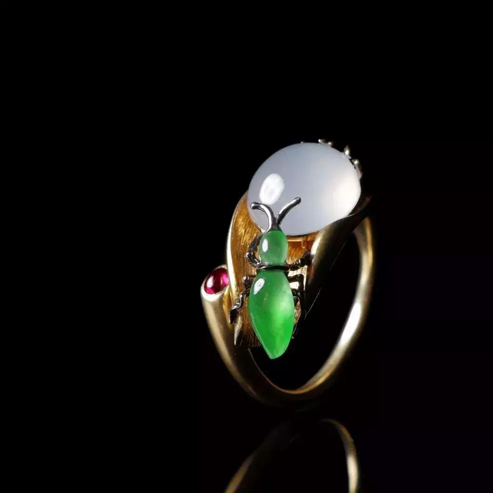 高品质翡翠送礼选什么,送礼翡翠怎么选