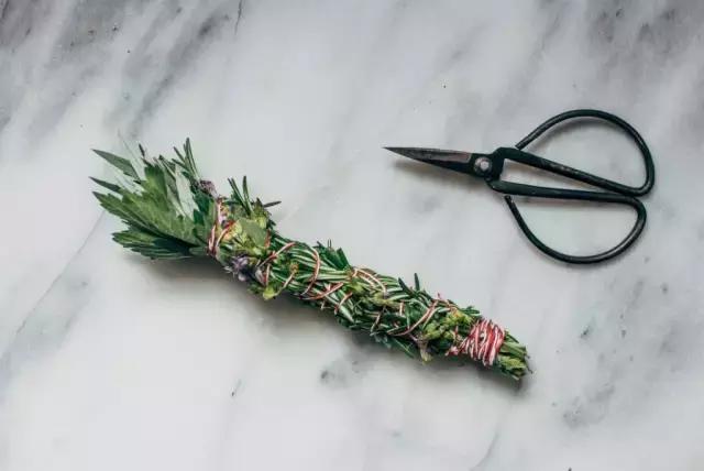 瑭碧香事|采一束香草，熏一段时光