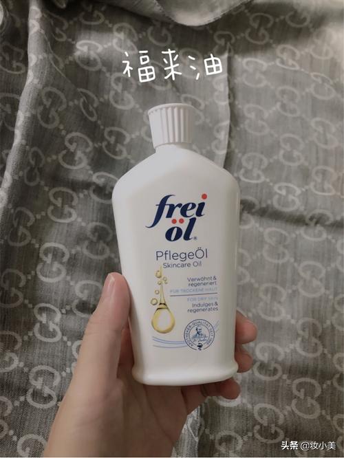 肌肤干燥补水,皮肤敏感如何补水补油护肤