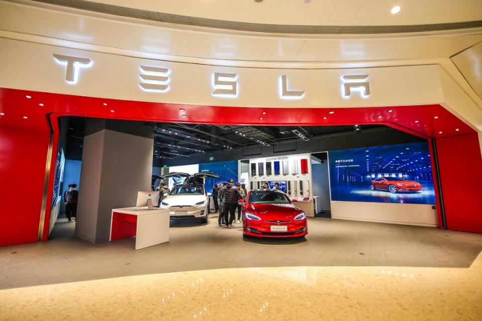 特斯拉试水4S店?经销商又要迎来春天了吗?