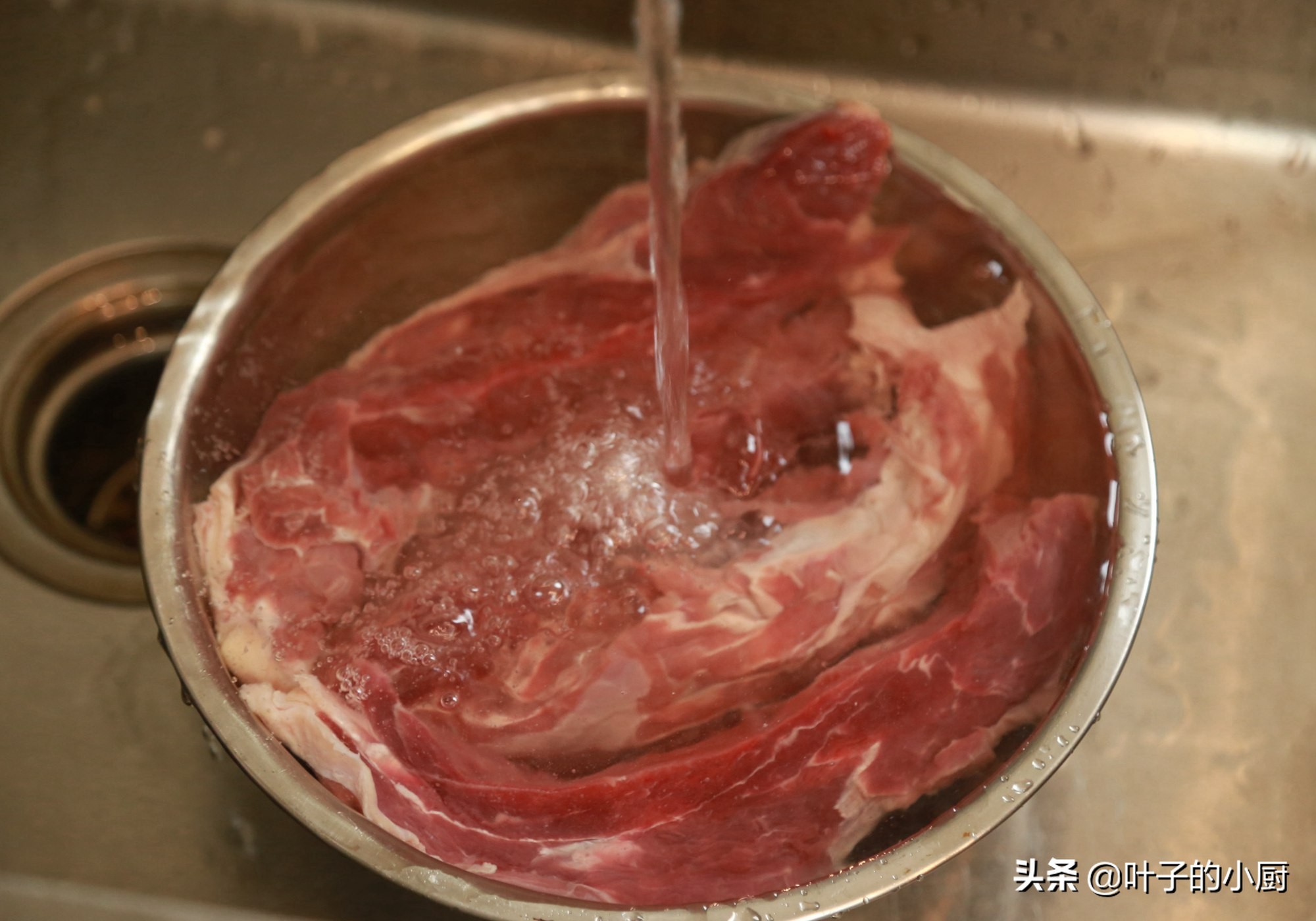 酱牛肉如何做得更好吃,酱牛肉怎么做好吃又烂视频