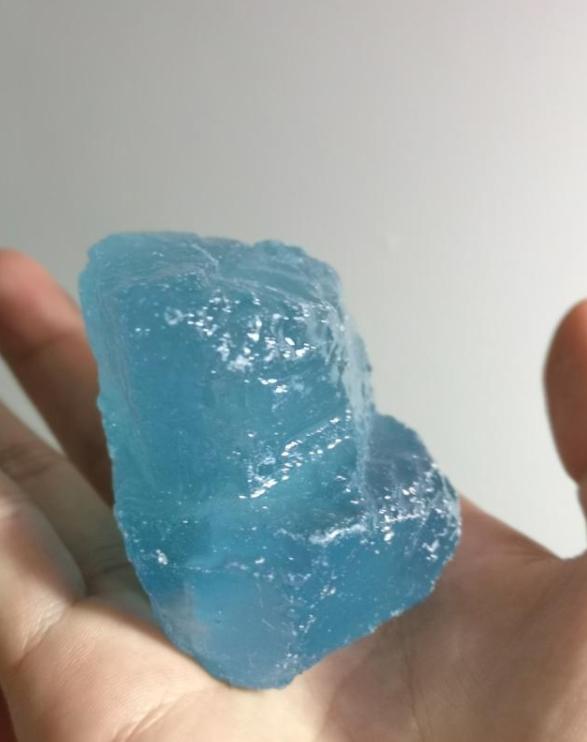 天空蓝和海水蓝的海蓝宝,有海底感觉的海蓝宝