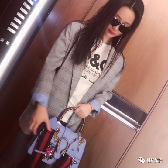 坐私人飞机买爱马仕,坐飞机带爱马仕