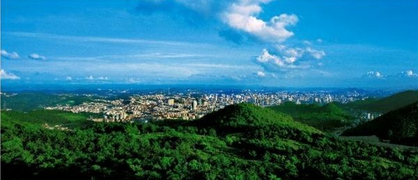 贵阳最适宜居住的地方是哪里,昆明与贵阳哪个城市更适合居住