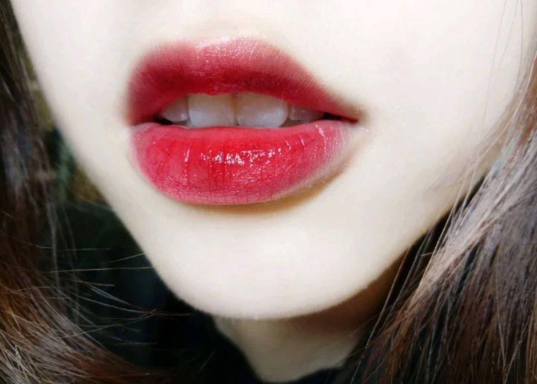 rubywoo707和316哪个好看,mac口红色号推荐rubywoo薄涂