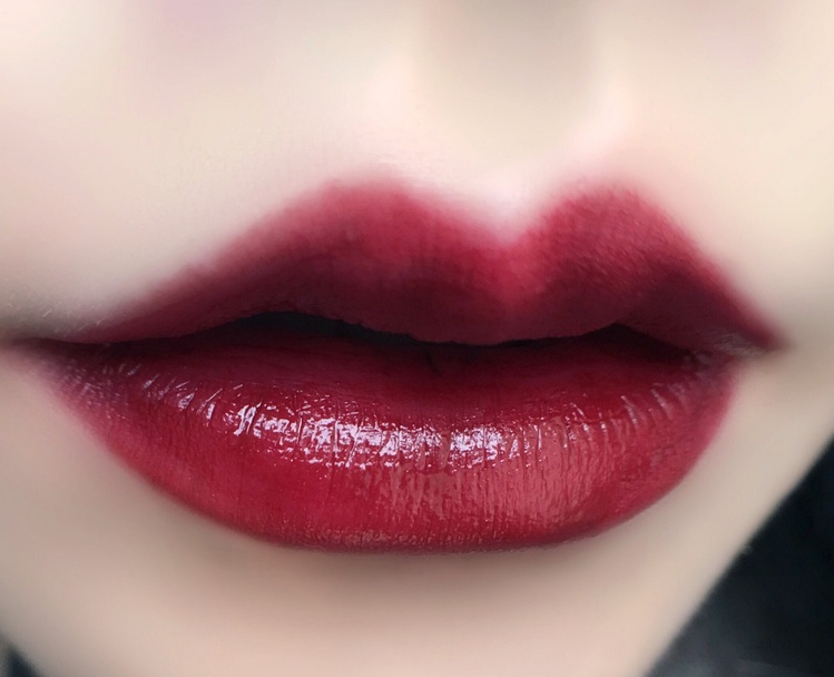 秋冬不挑肤色的5款口红颜色,凸显气质年轻的口红颜色