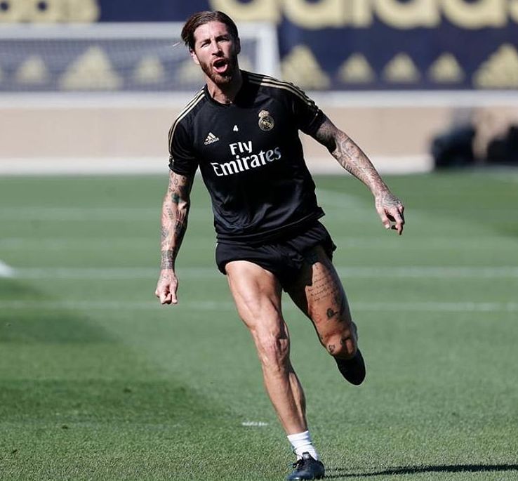 健身如何选动作,足球运动健身动作有哪些