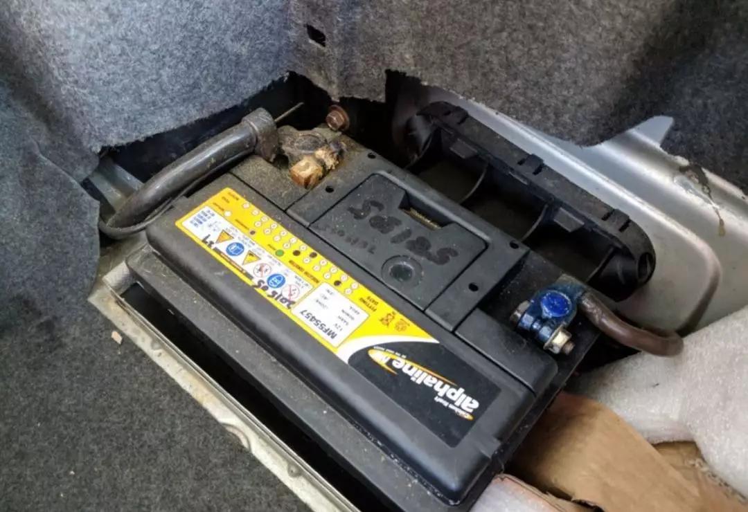 秒懂车电瓶保养,小白应该如何保养车辆电瓶