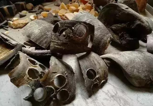 看了盗墓笔记后去盗墓的人,看了盗墓笔记电视剧还要看小说吗