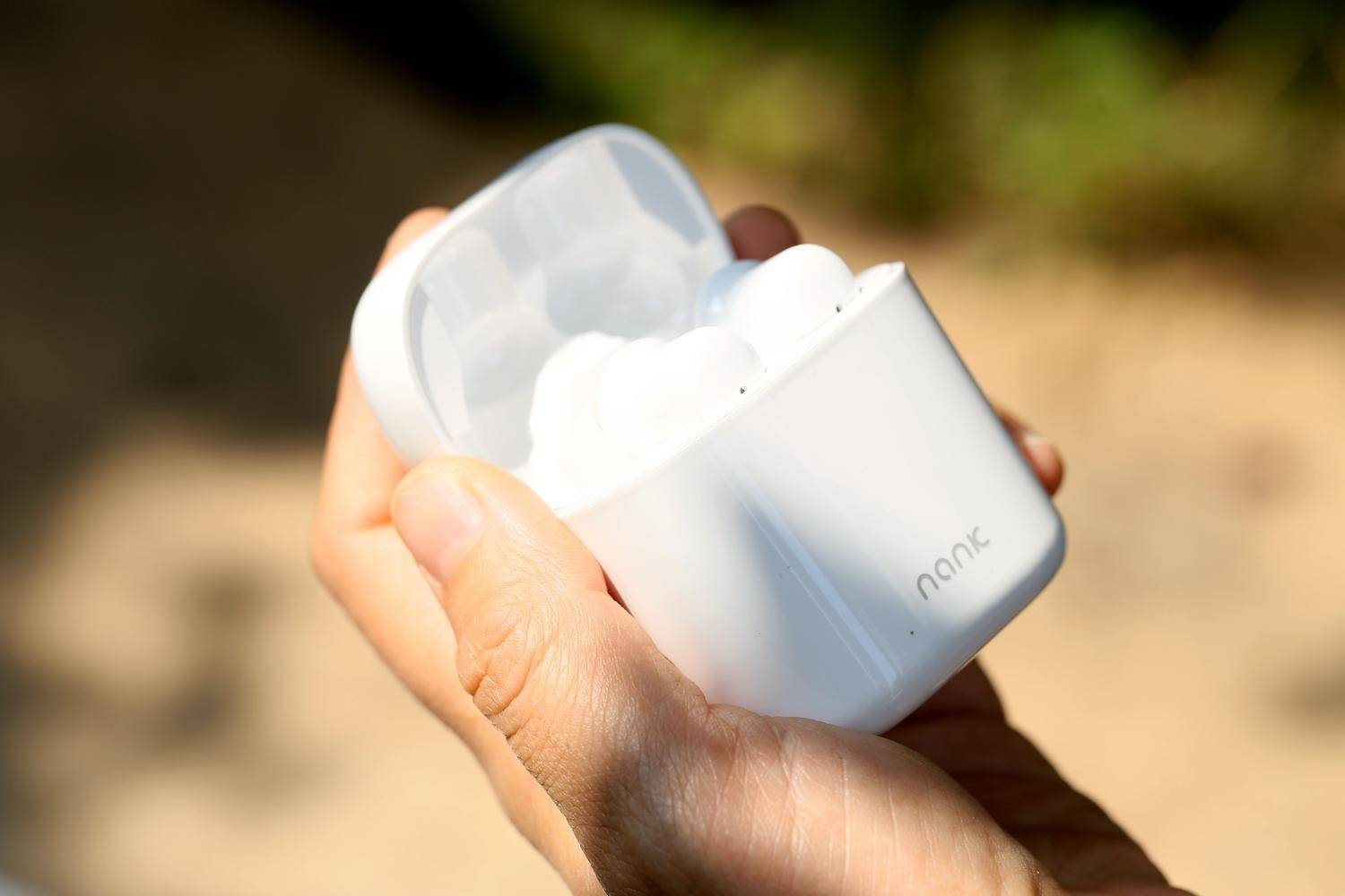 耳机是个绕不开的设备,蓝牙耳机到底有什么好?