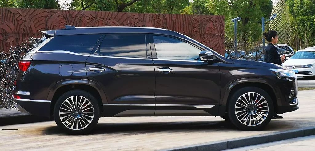 外观设计更新新款捷途x95曝光,捷途汽车国产当自强