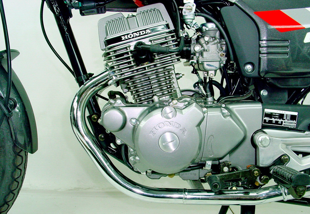 老嘉陵本田cb125的参数,嘉陵本田大鲨125