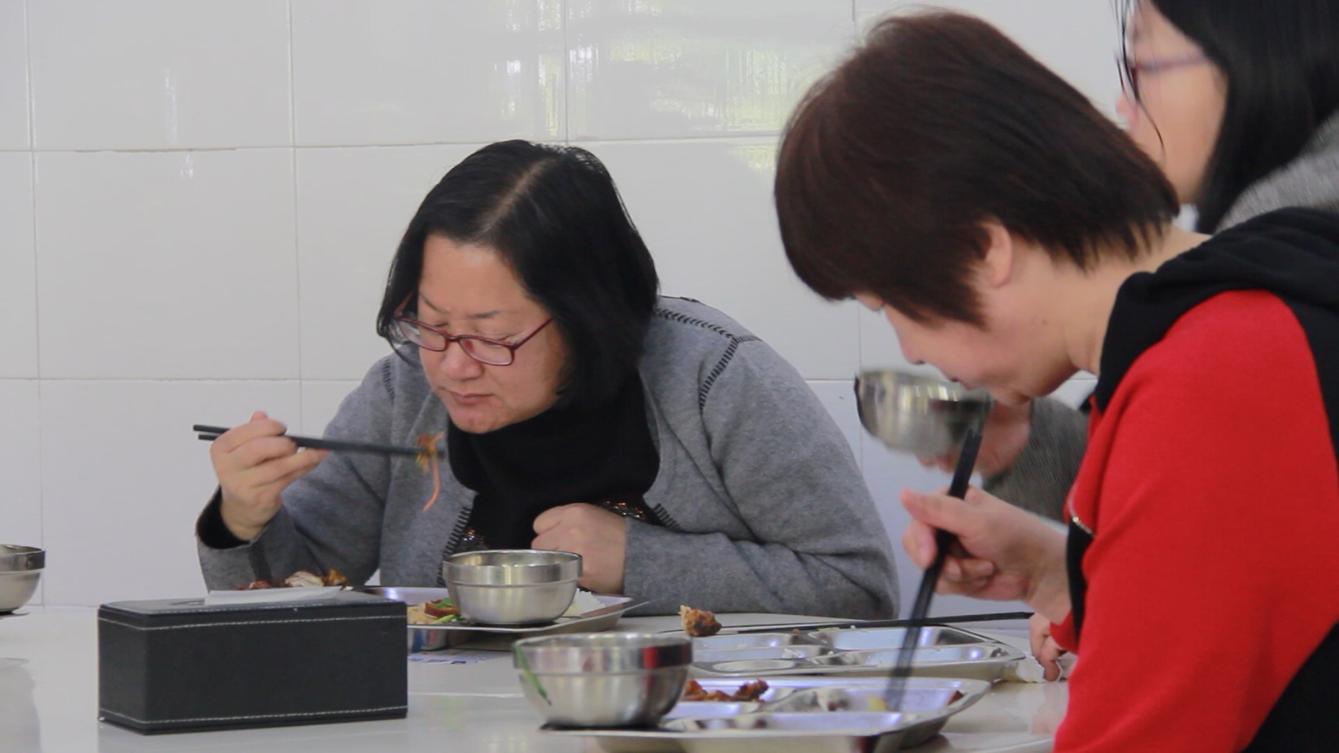 热烈庆祝长春市养正高中、农安县合隆中学千喜食堂盛大开业