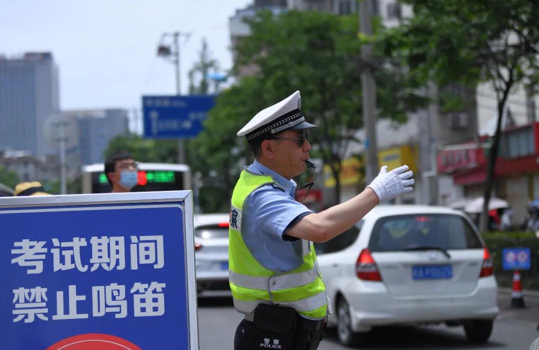 高考第一天,合肥这一幕幕刷屏