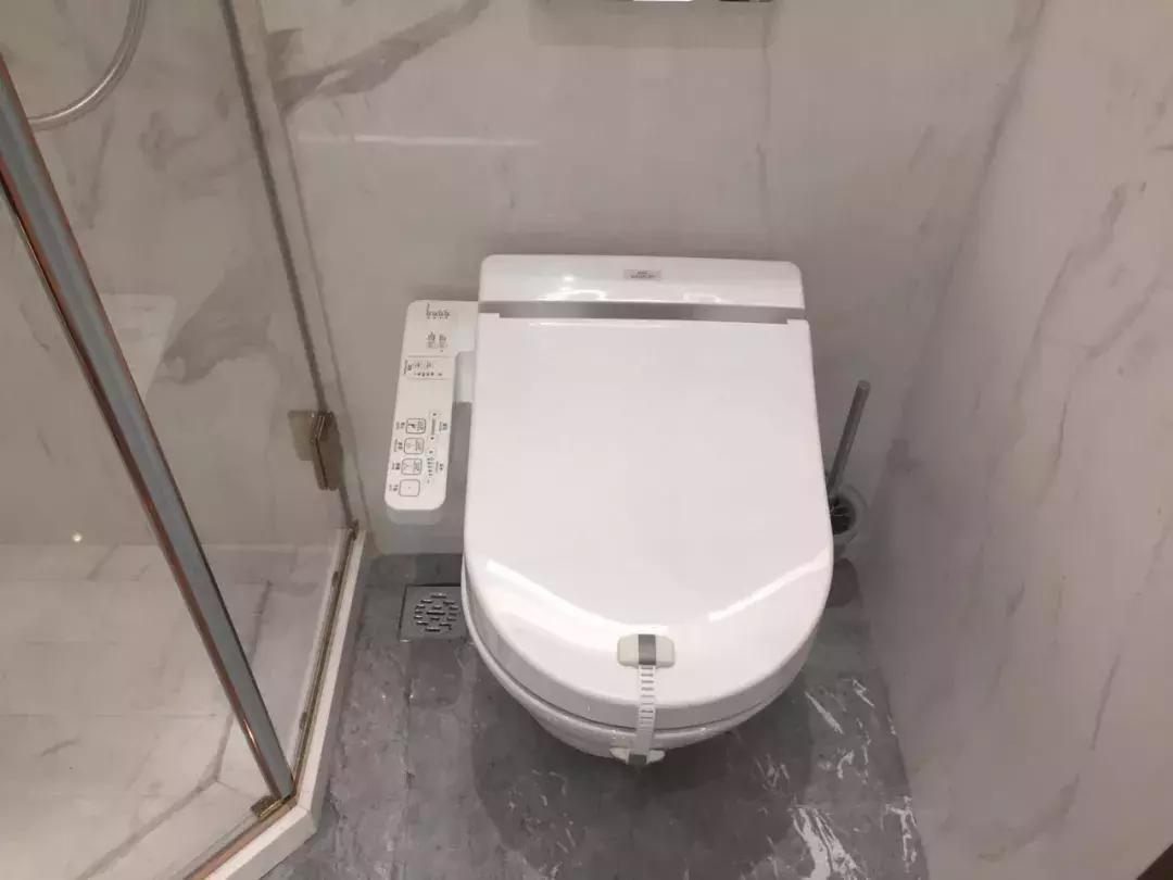 守着地铁口卖什么好卖,三四线城市的公寓为啥不好卖