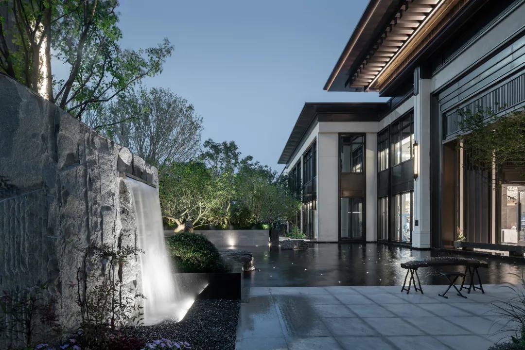 龙湖兰园天序露台,咫尺繁华的隐逸居所龙湖兰园天序