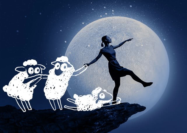 叫醒梦游人会怎么样,叫醒梦游的人后果