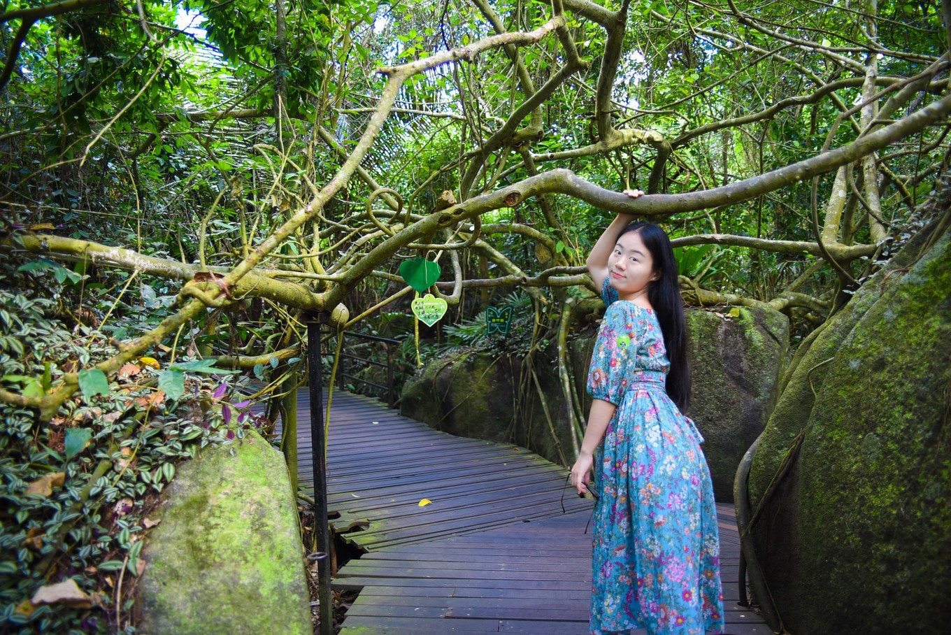 三亚旅游与美食攻略,三亚旅游攻略三亚美食