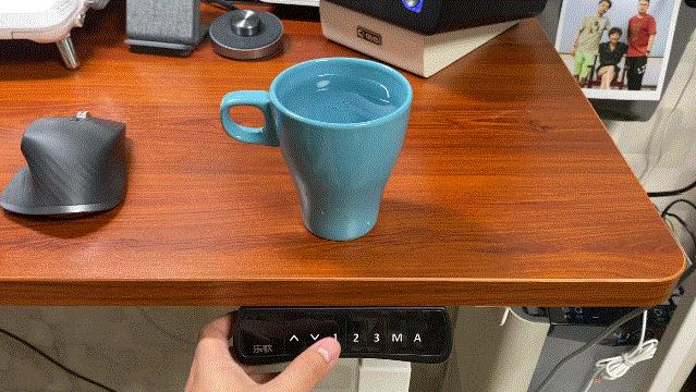 打造理想的居家办公环境：乐歌升降桌/台+明基灯具晒单