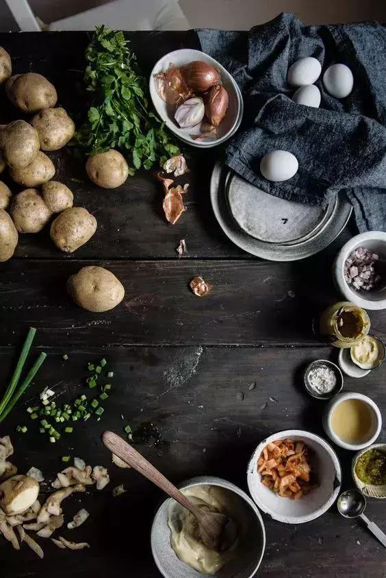 重又大的窗帘该怎么清洗呢,年底大扫除窗帘的清洗小妙招