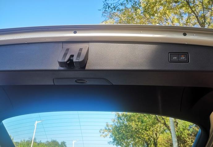 国内SUV“一哥”途观L，入华10年卖200万，换代升级再一次被捧红