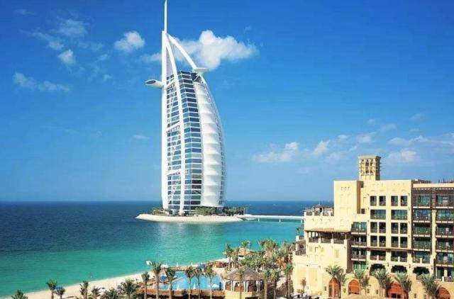 迪拜土豪在中国的真实感受,世上最土豪国家迪拜