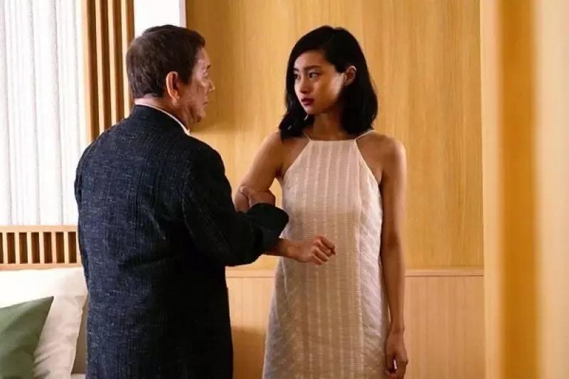 雌雄同体,雌雄异体只能繁殖不能自交