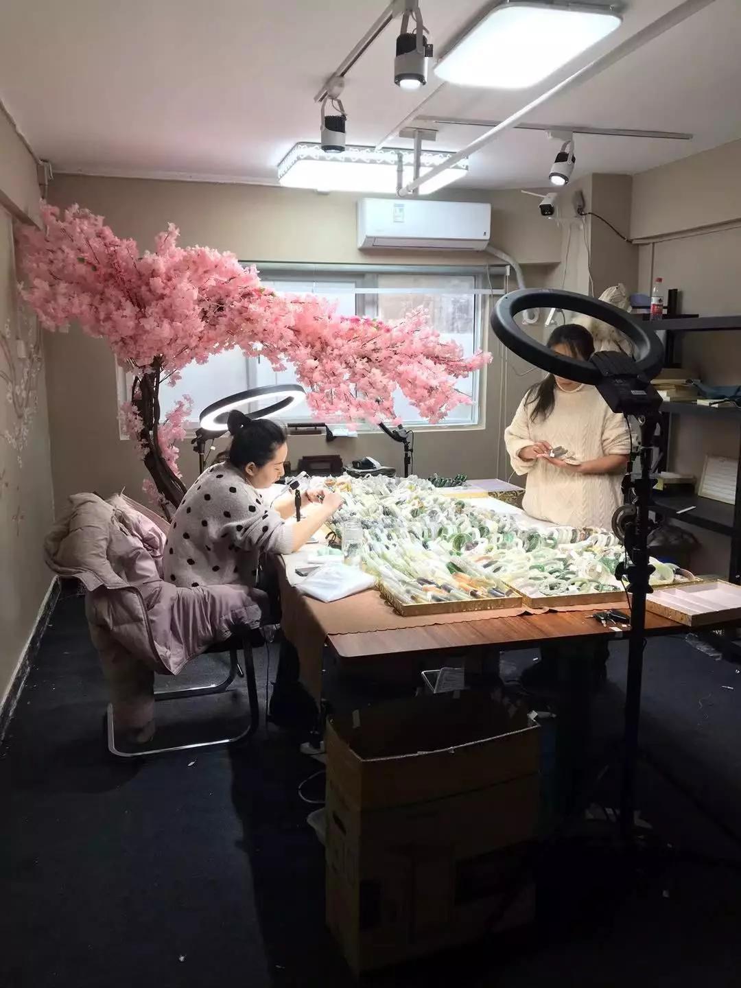 兼职卖玉石的利润,河南流动卖玉石