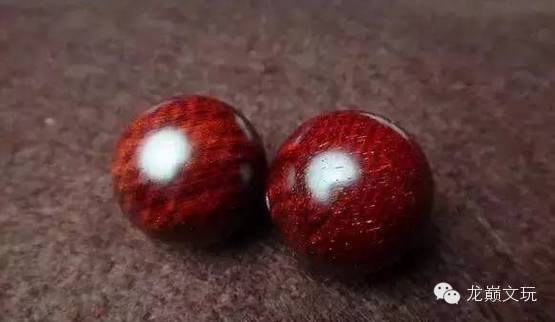 小叶紫檀的纹路是什么样的,小叶紫檀的纹路图片