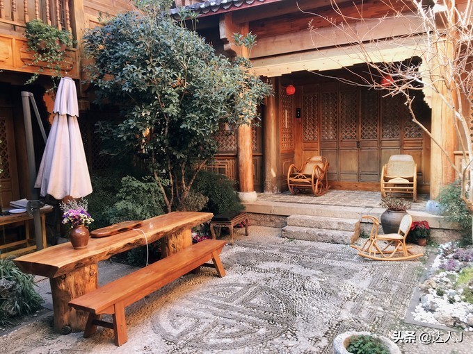 丽江的高颜值客栈逆天了，住一圈连回家的路费都省了！文末有福利