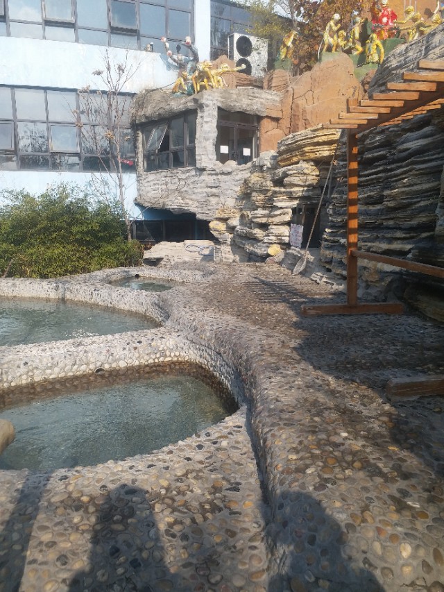 成园温泉山庄有住宿吗,成园山庄温泉乐园