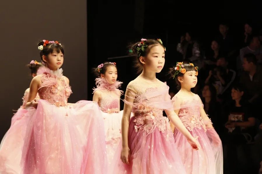 2020东亚国际少儿时装周,2019新丝路中国国际少儿时装周