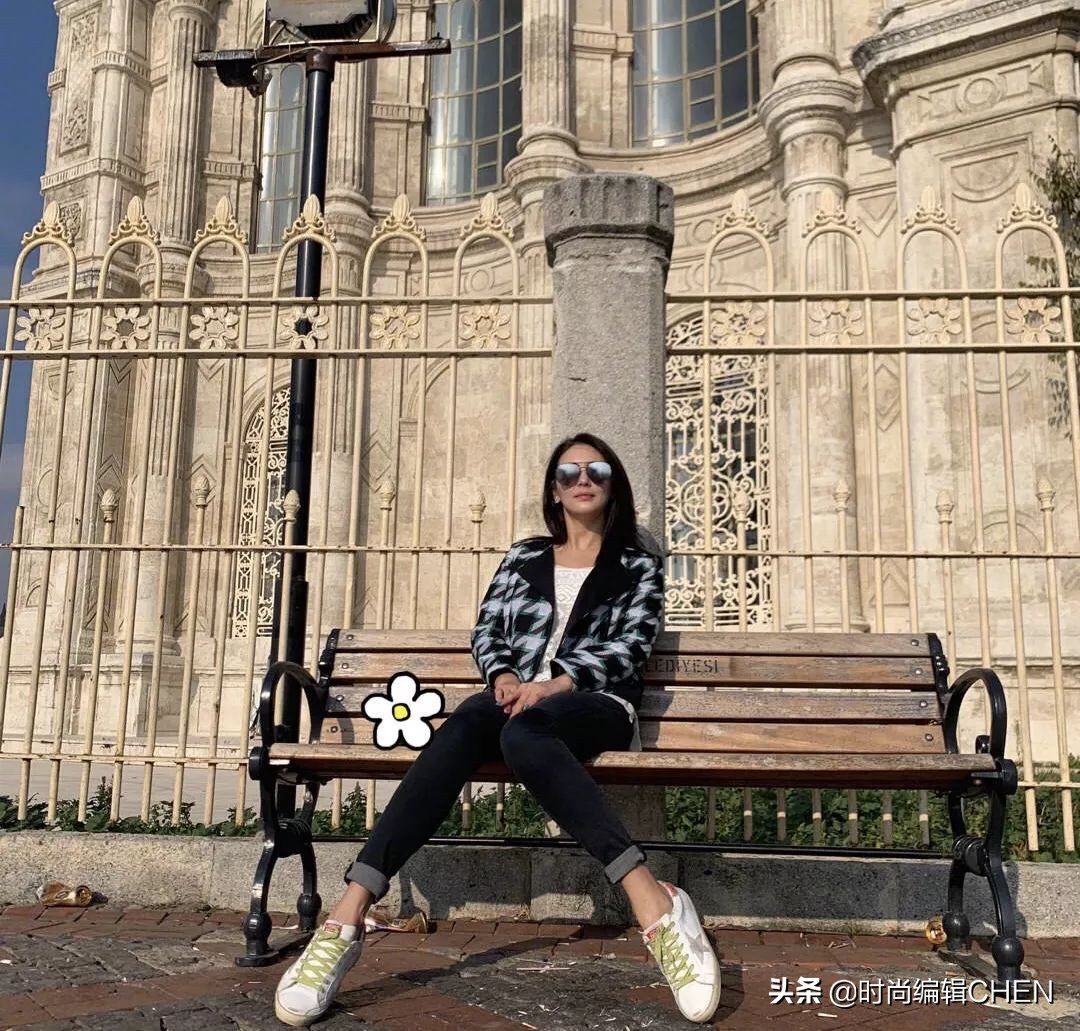 张雨绮“鼻子风波”后首现身!穿6900外套配100万包,名媛范十足