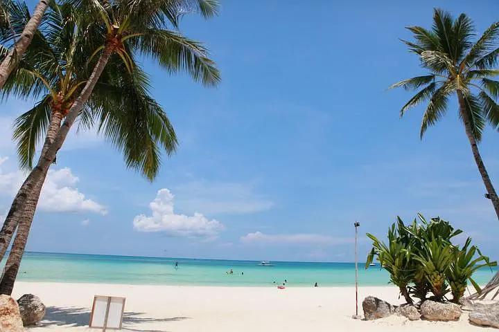 普通人不跟团去贵州玩要多少钱,去国外旅游不跟团可以吗