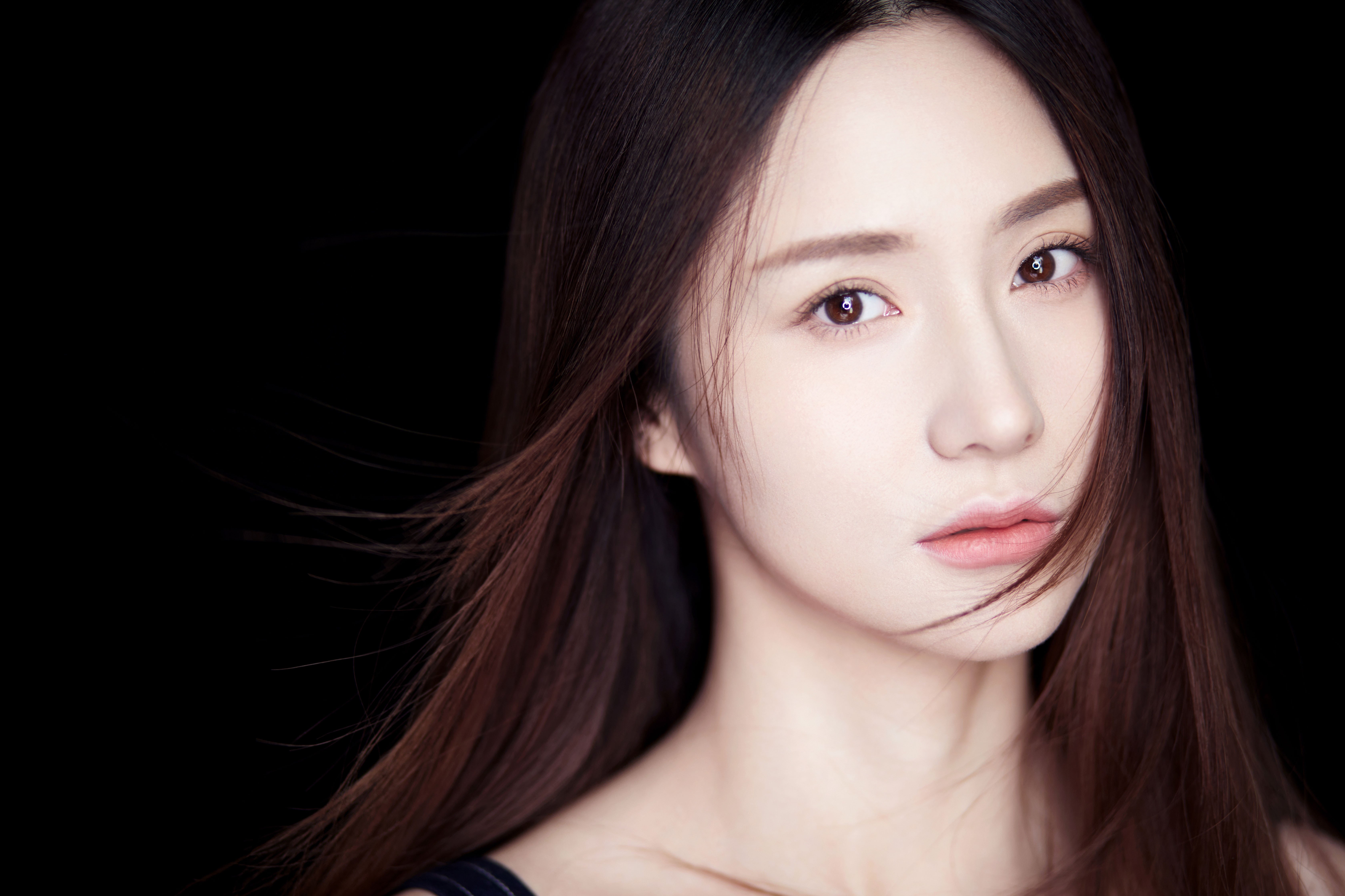 还记得《极乐宝鉴》的女一号吗？如今豪宅相伴清纯可人