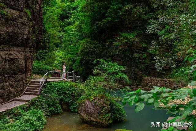 暑假湘西游,除了凤凰张家界,矮寨奇观不容错过