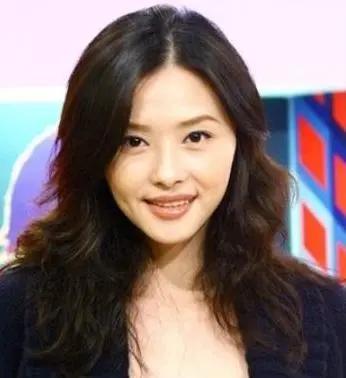 44岁女星被切除器官,44岁女明星剖腹生孩子