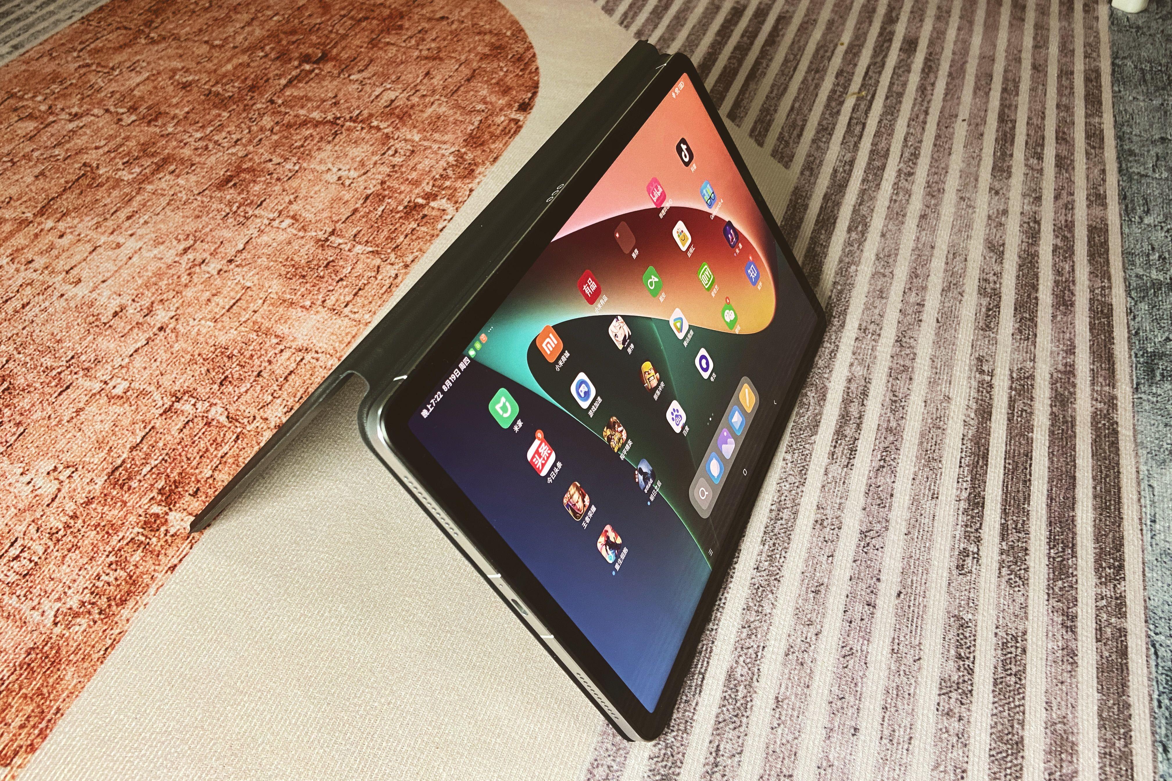 小米平板55g版对比小米平板5pro,新发布的小米平板5pro配置