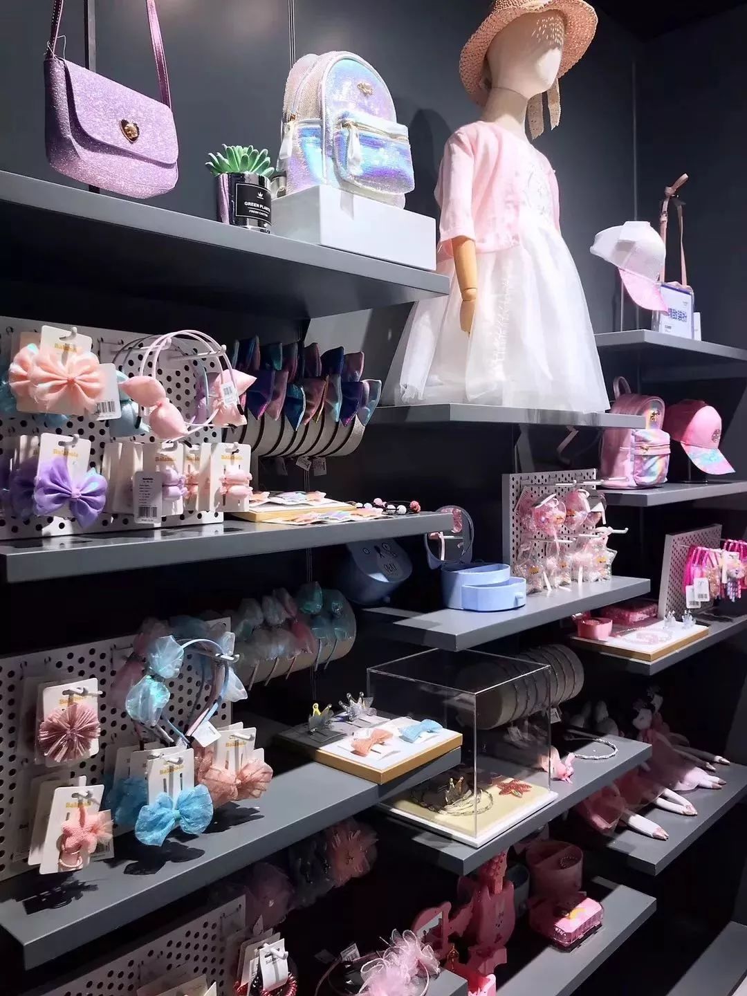 巴拉巴拉2012全年营业额,巴拉巴拉销量