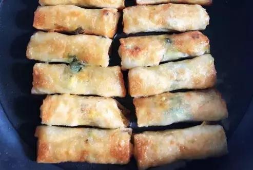 春卷皮怎么烙又软又薄,冰冻春卷怎么炸又松又脆