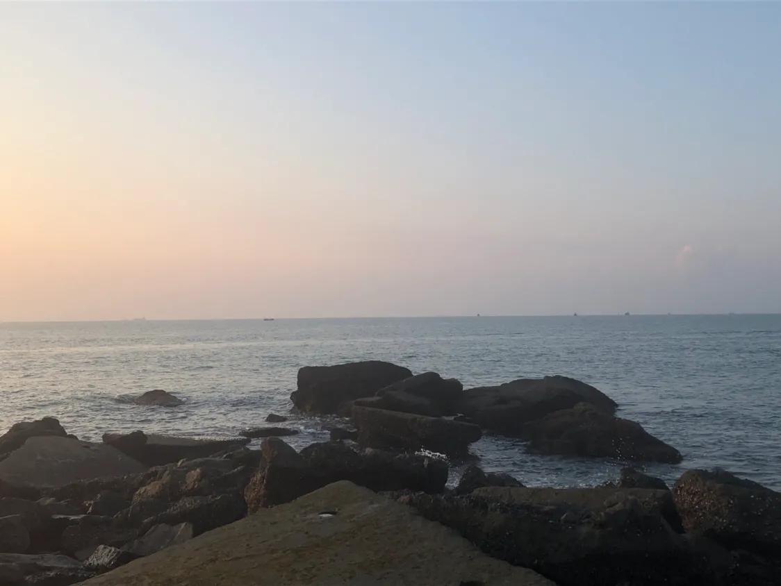 企沙海港小镇,企沙网红小镇叫什么