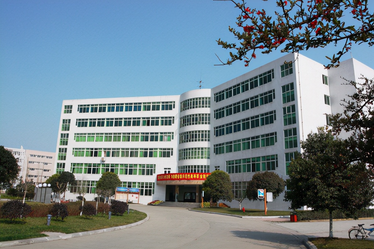 成都纺织高专校园招聘,成都纺织高等专科学校招聘