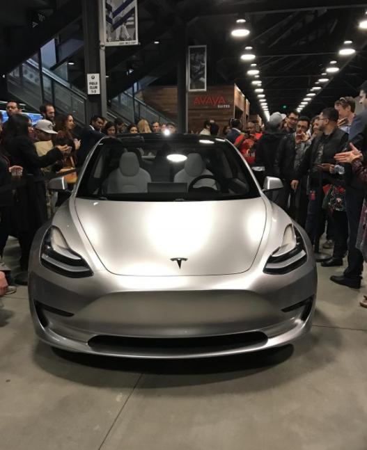 欧莱雅专柜卖单品还是套装划算,欧莱雅从淘宝买还是唯品会买