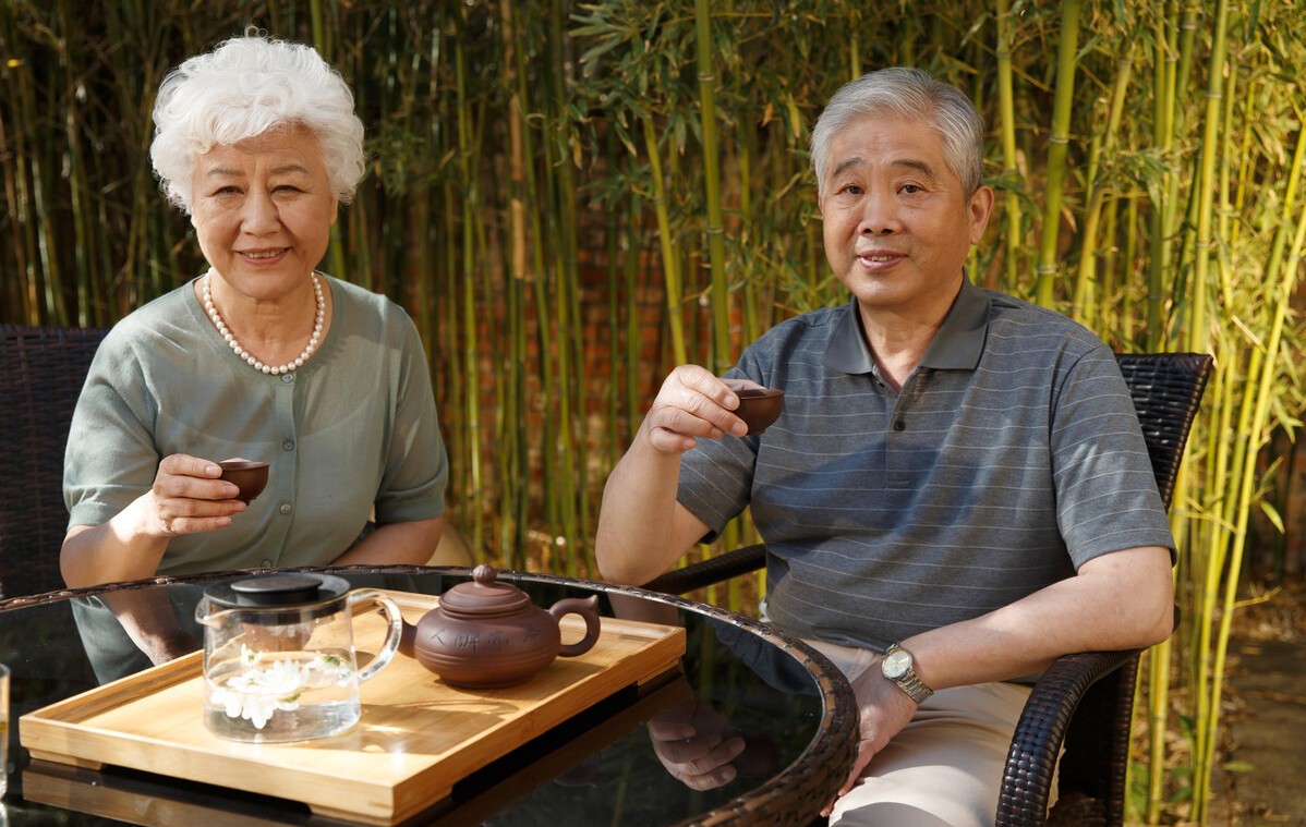 高血压喝茶叶可以降血压吗,高血压病人喝茶降低药效吗