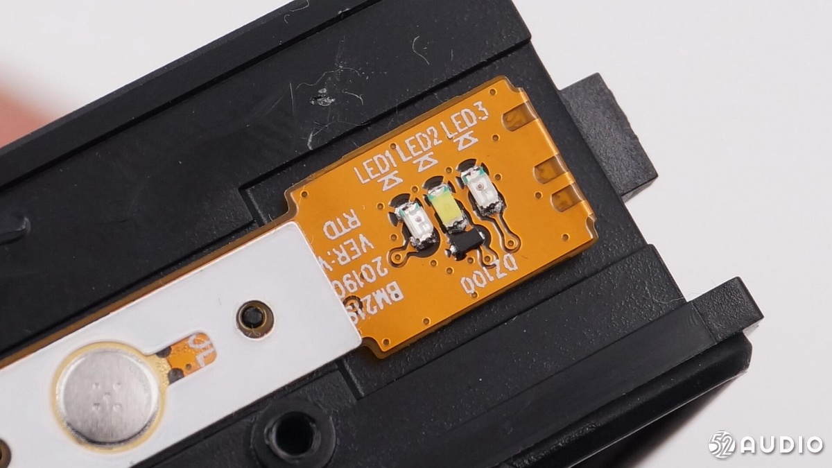 拆解报告小米小爱音箱万能遥控版,小米小爱蓝牙音箱拆解