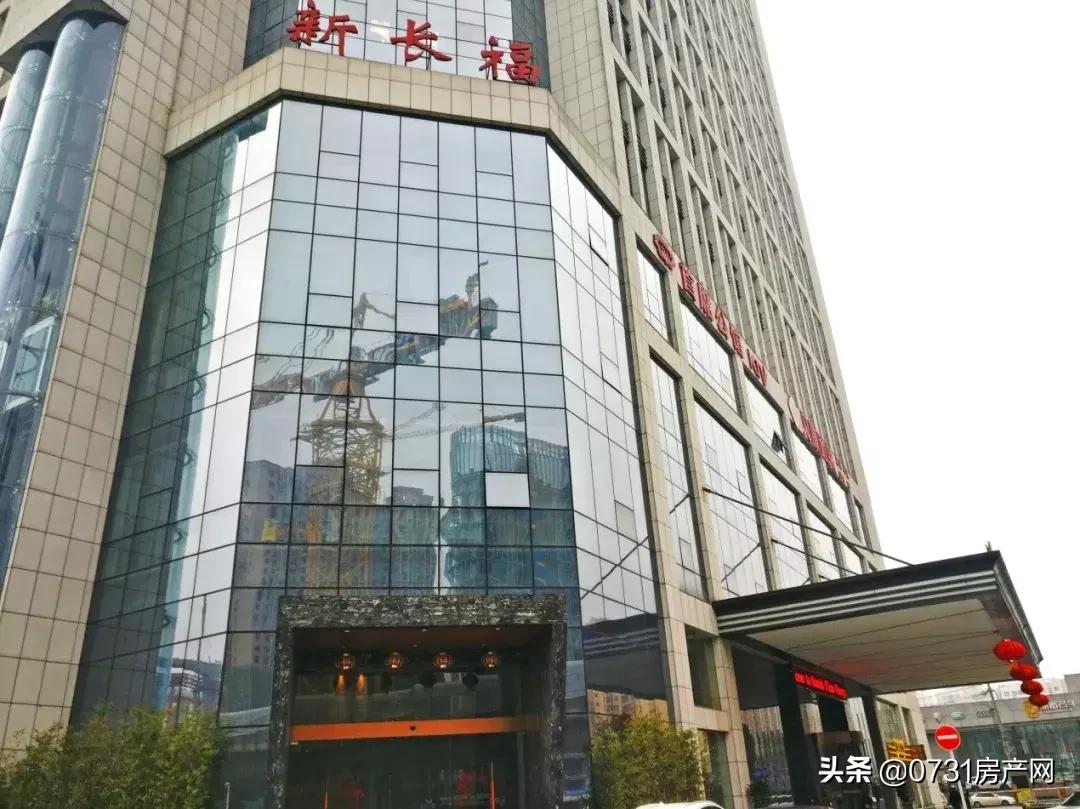 被众多住区包围的003号土地将来住宅最多只卖9800元/平