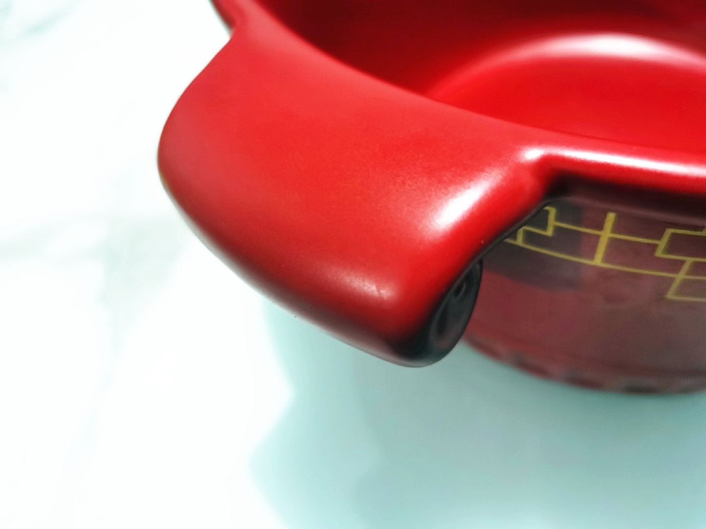 帝伯朗陶瓷锅像铁的一样,英国帝伯朗陶瓷锅