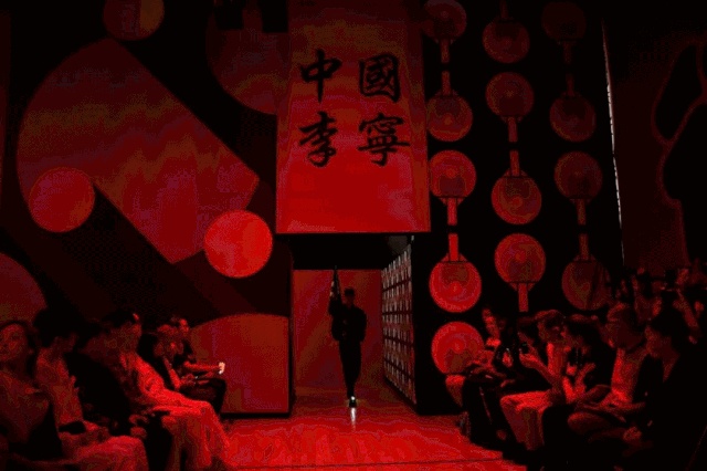 国乒怒刷存在感，练兵、推广两不误