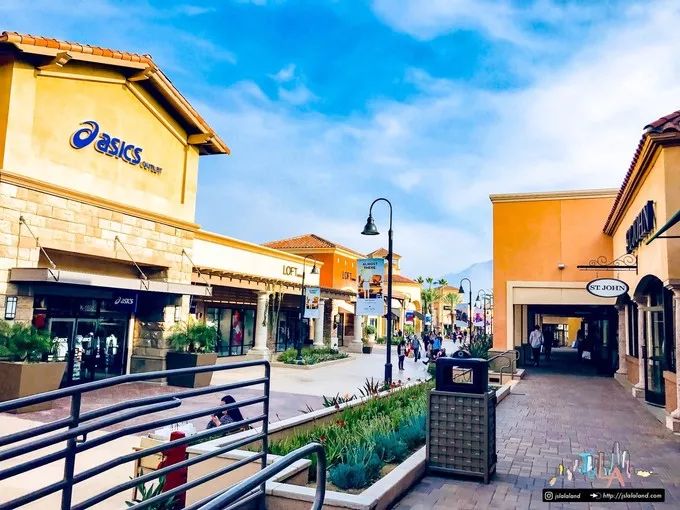 嗨购奥莱,捡漏品牌奥特莱斯